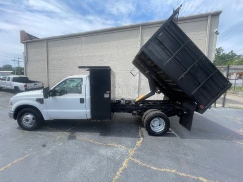 Used 2010 Ford F350 XL RWD image 9