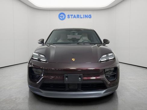 Used 2025 Porsche Macan Electric w/ Premium Package RWD image 15