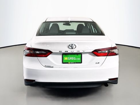 Used 2022 Toyota Camry LE FWD image 8