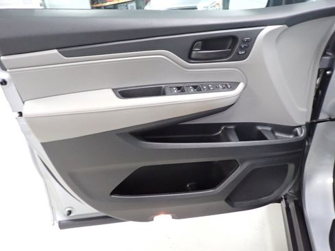 Used 2019 Honda Odyssey EX-L image 10