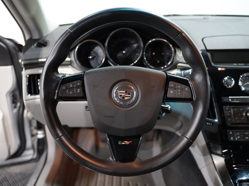 Used 2013 Cadillac CTS V image 39