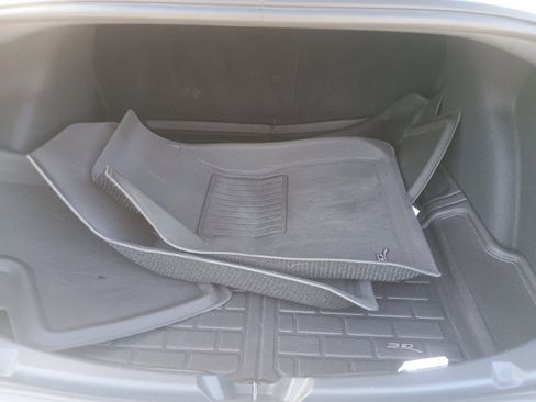 Used 2023 Tesla Model 3 Performance image 18