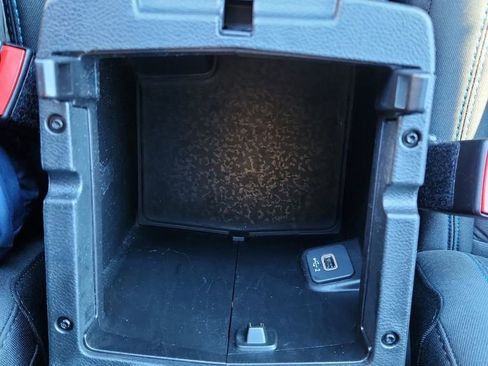 Used 2022 Jeep Wrangler Unlimited Rubicon 4xe w/ Steel Bumper Group image 27