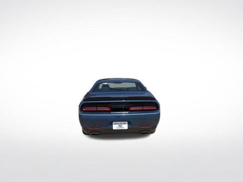 Used 2020 Dodge Challenger SXT w/ Blacktop Package RWD image 4