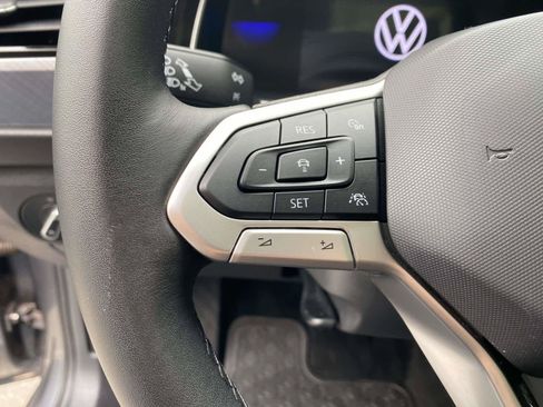 Used 2023 Volkswagen Jetta SE FWD image 12