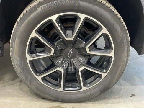 Used 2021 Chevrolet Tahoe RST image 40