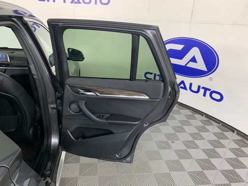 Used 2018 BMW X1 sDrive28i w/ Convenience Package FWD image 37