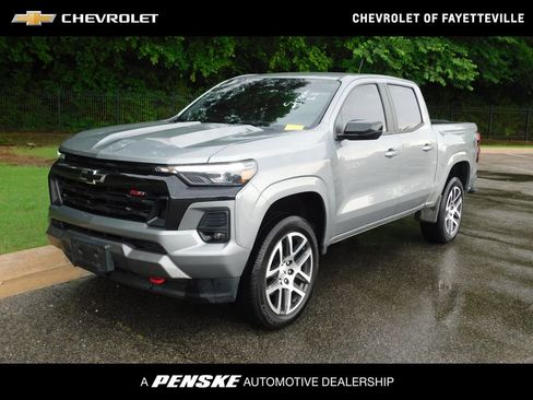 Used 2023 Chevrolet Colorado Z71 w/ Z71 Convenience Package 2 AWD/4WD image 1