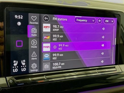 Used 2024 Volkswagen Atlas SEL AWD/4WD image 15