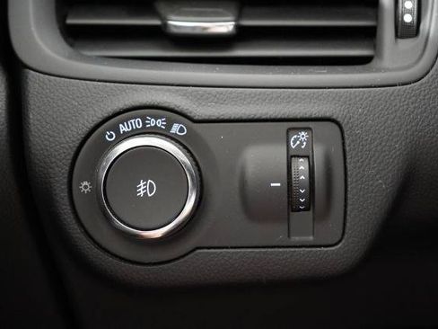 Used 2019 Buick Envision Essence AWD/4WD image 20