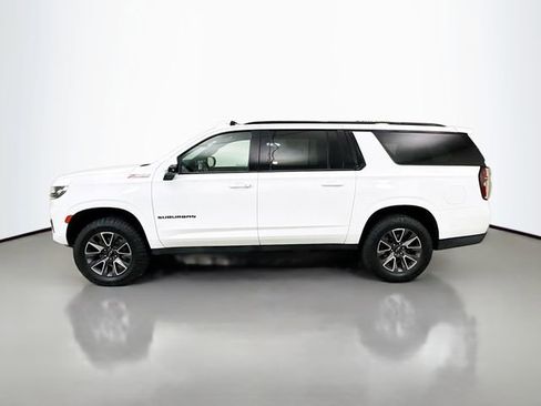 Used 2022 Chevrolet Suburban Z71 w/ Z71 Off-Road Package AWD/4WD image 4