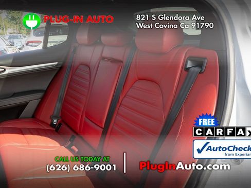 Used 2022 Alfa Romeo Stelvio Veloce image 4