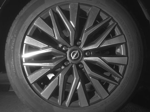 Used 2025 Nissan Altima 2.5 SV image 15