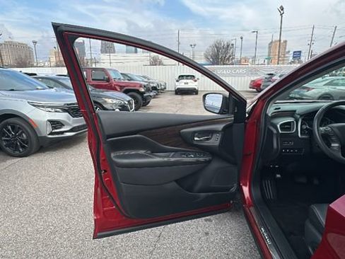 Used 2024 Nissan Murano Platinum w/ Cargo Package image 12