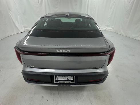 New 2026 Kia K4 FWD image 4