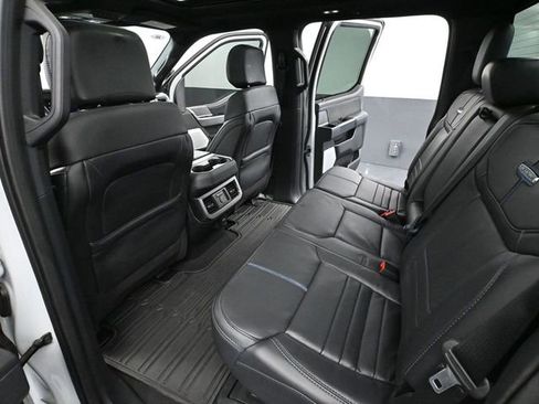 Used 2025 Ford F250 Platinum w/ FX4 Off-Road Package image 41