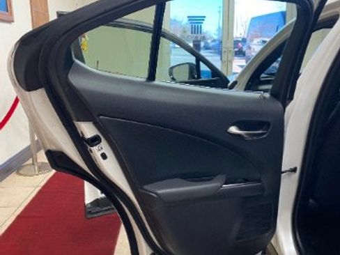 Used 2021 Lexus UX 200 w/ Accessory Package (Z1) image 10