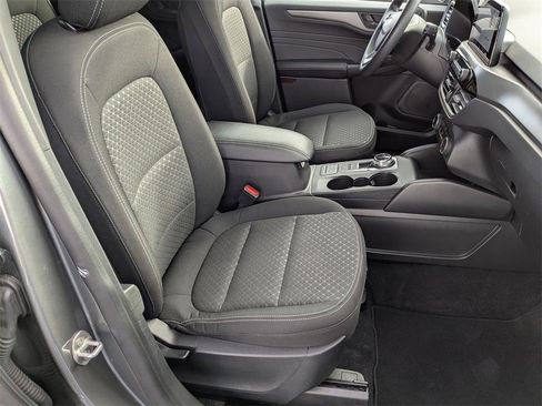 Used 2025 Ford Escape Active image 39