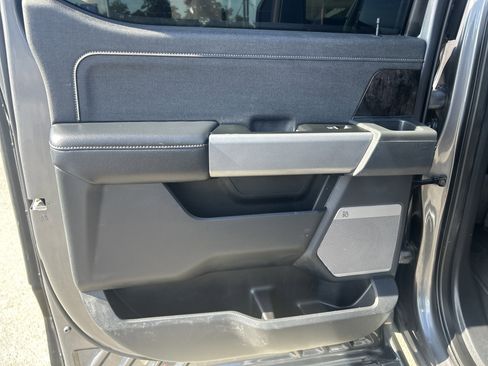 Used 2023 Ford F250 Lariat w/ Lariat Ultimate Package image 13