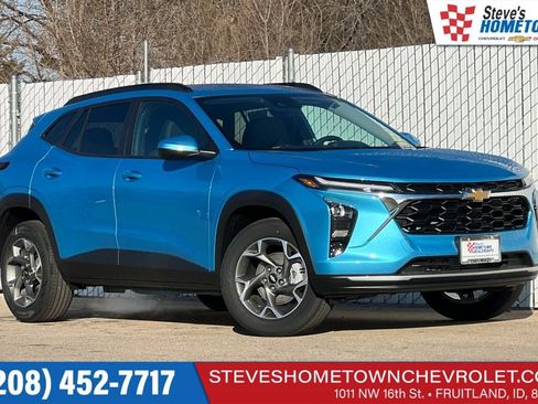 New 2026 Chevrolet Trax LT w/ Driver Confidence Package FWD image 1
