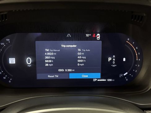Certified 2026 Volvo XC60 B5 Plus AWD/4WD image 14