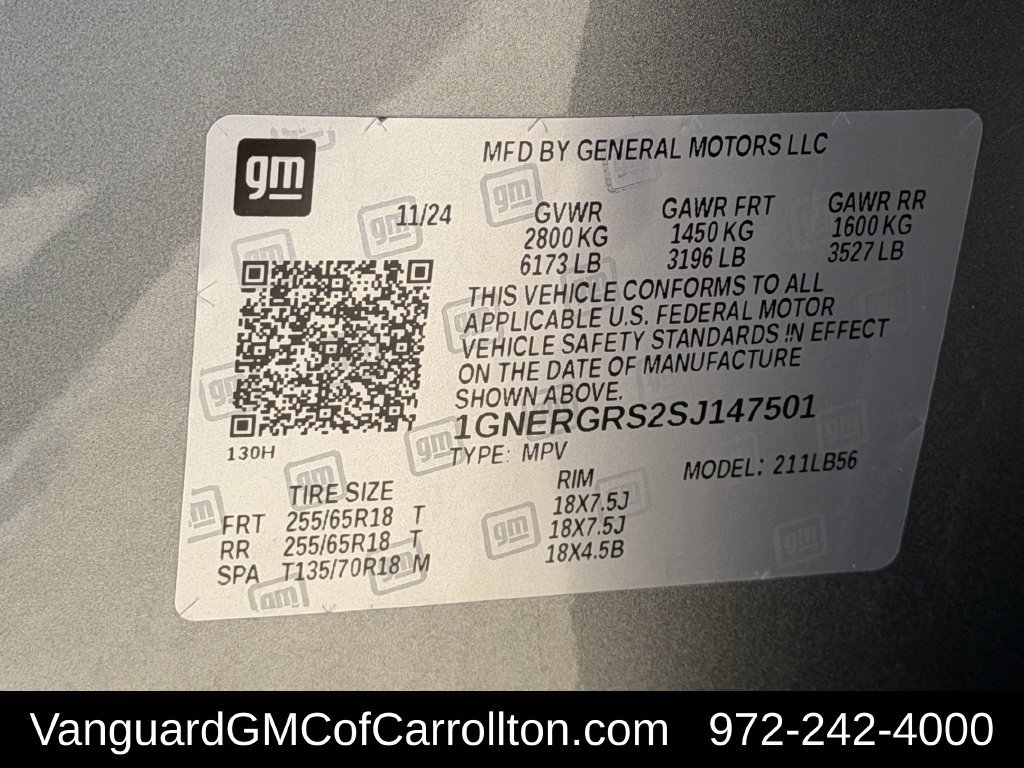 Used 2025 Chevrolet Traverse LT FWD image 33