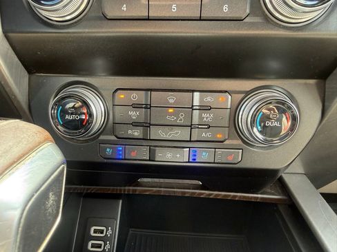 Used 2019 Ford F150 Limited AWD/4WD image 29