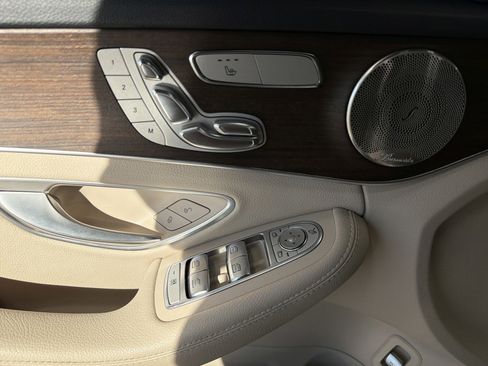 Used 2021 Mercedes-Benz C 300 4MATIC Sedan image 13