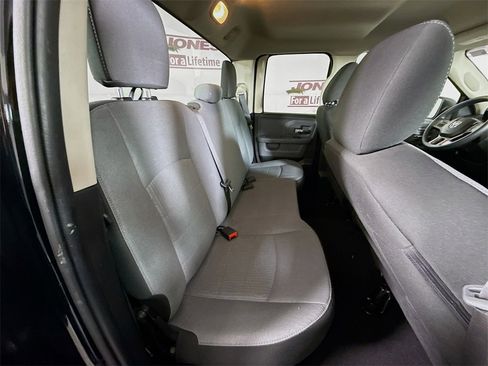 Used 2024 RAM 1500 Classic SLT image 29