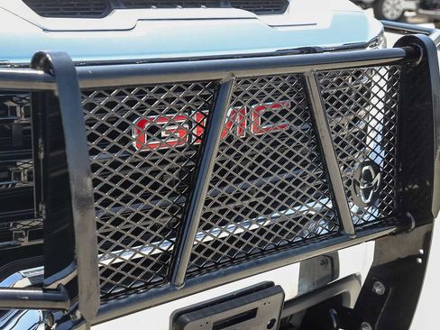 Used 2021 GMC Sierra 3500 4x4 Crew Cab w/ Gooseneck/5TH Wheel Package image 13