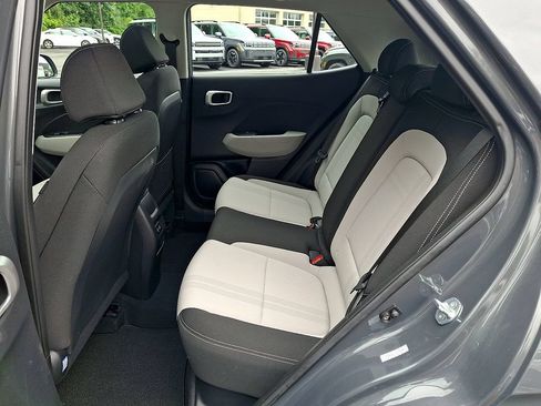 Certified 2024 Hyundai Venue SEL FWD image 14