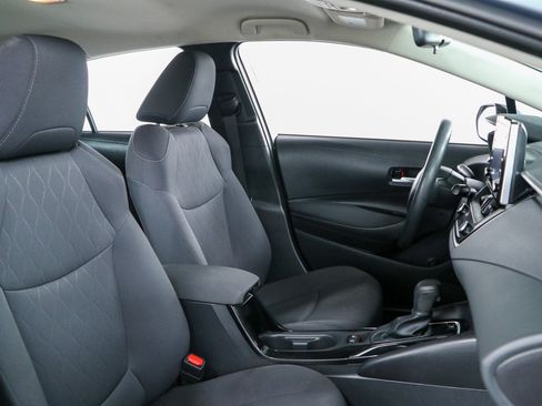 Used 2020 Toyota Corolla LE FWD image 26