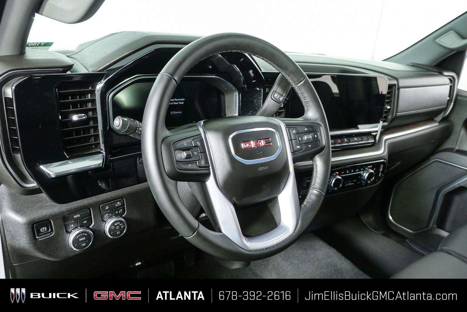 Used 2026 GMC Sierra 1500 SLT AWD/4WD image 4