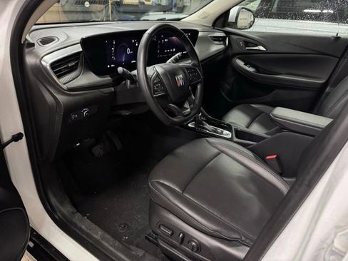 Used 2024 Buick Encore GX Sport Touring w/ Comfort Package image 17
