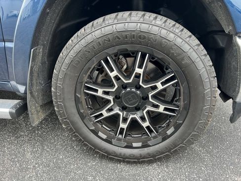Used 2019 RAM 1500 Laramie AWD/4WD image 42