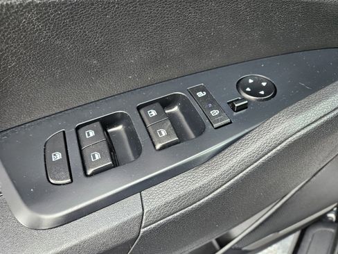 Used 2024 Kia Sportage LX image 30