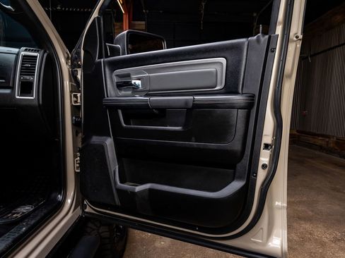 Used 2018 RAM 2500 Power Wagon image 34