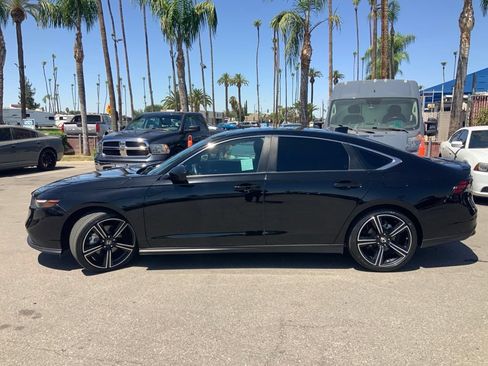Used 2024 Honda Accord Sport image 4