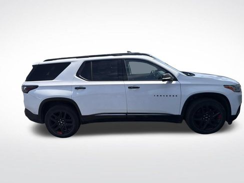 Used 2019 Chevrolet Traverse Premier w/ Redline Edition AWD/4WD image 3