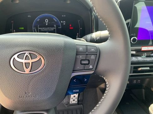 New 2026 Toyota Camry SE FWD image 27