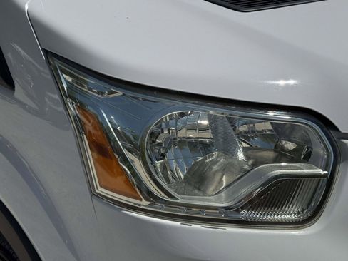 Used 2015 Ford Transit 250 130 Low Roof w/ Exterior Upgrade Package RWD image 10