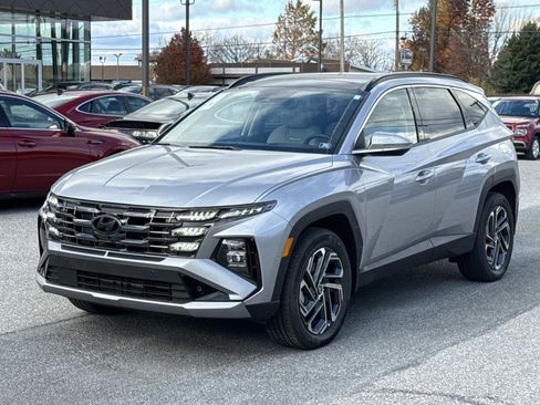 New 2025 Hyundai Tucson Limited image 16