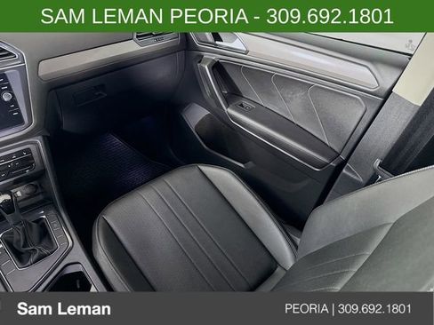 Used 2023 Volkswagen Tiguan SE image 22