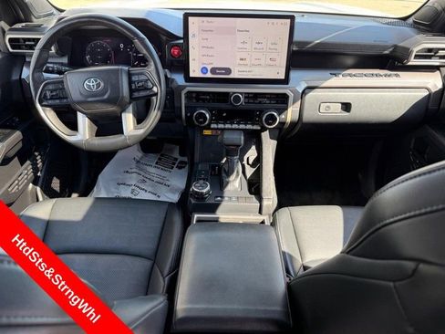 Used 2025 Toyota Tacoma TRD Off-Road w/ TRD Off Road Premium Package AWD/4WD image 13
