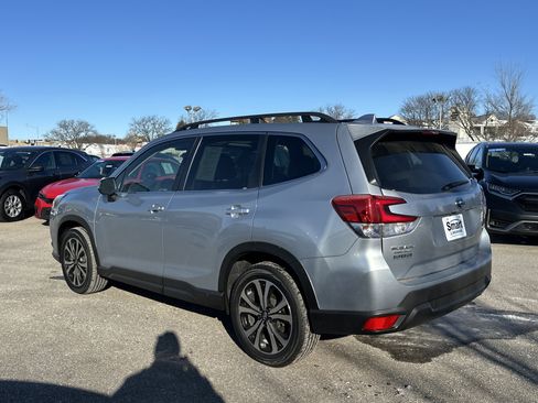 Used 2022 Subaru Forester Limited image 7