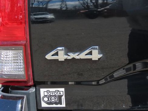 Used 2023 Toyota Tacoma SR AWD/4WD image 7