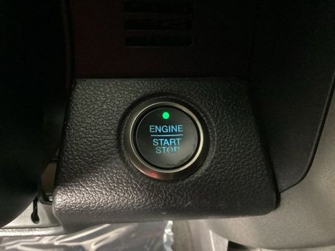 Used 2017 Ford F150 Raptor w/ Equipment Group 802A Luxury image 28