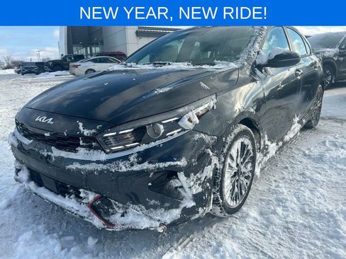 Used 2023 Kia Forte GT-Line w/ GT-Line Technology Package image 10