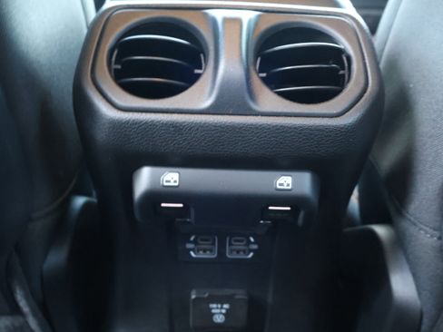 Used 2023 Jeep Gladiator Mojave w/ Trailer Tow Package image 17