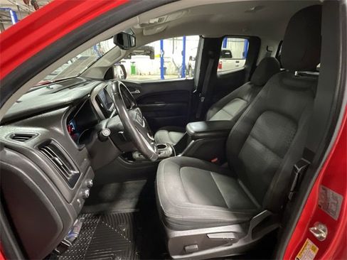 Used 2017 GMC Canyon SLE w/ SLE Convenience Package image 17